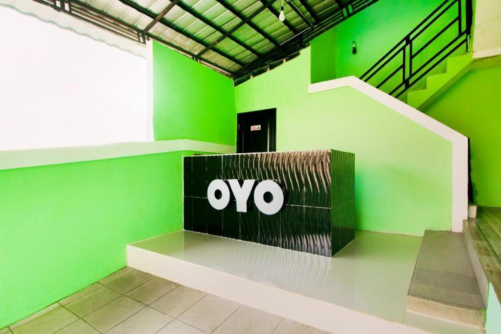 Отель Oyo 1014 Bettah Coba 2 Сукабуми Экстерьер фото